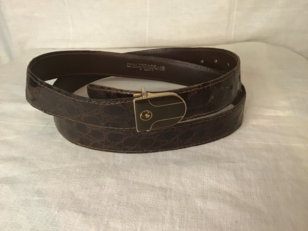 Yacare Industrias Argentinas Belt. Metal Buckle Genuine Alligator Skin 46” x1”