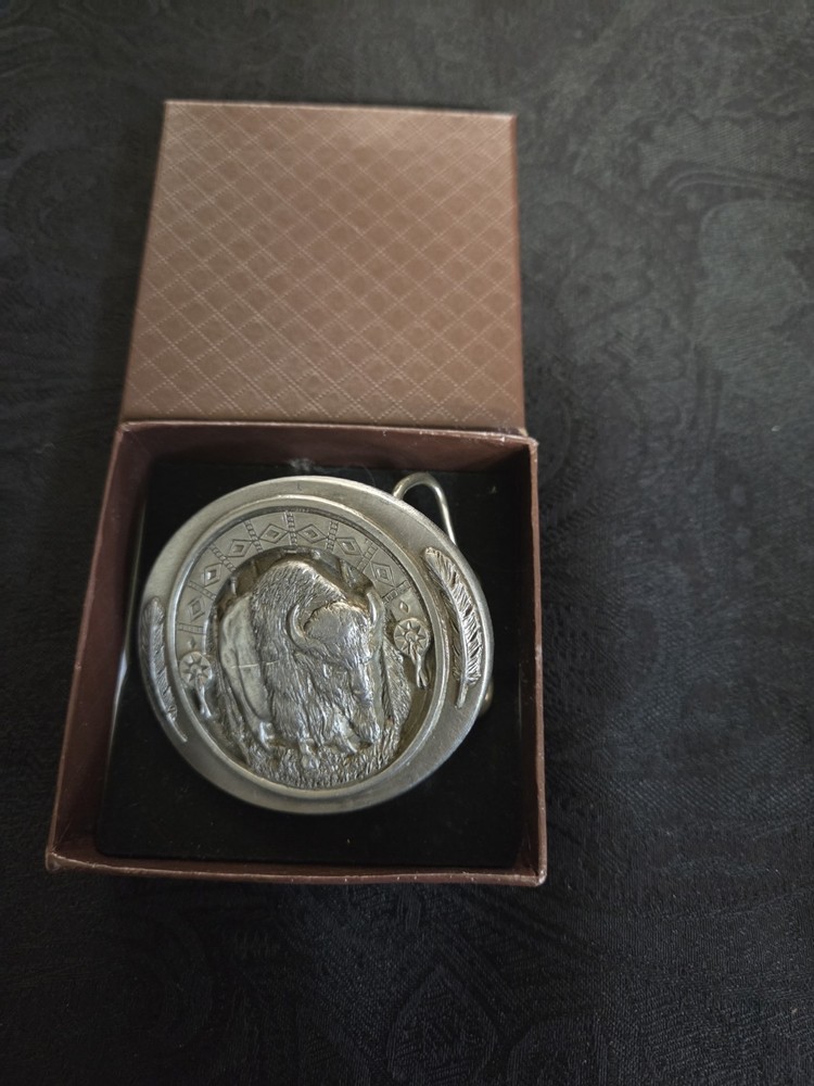 Buckles of America Men&rsquo;s Silver Buffalo Animal Western Belt Buckle Metal BA-138