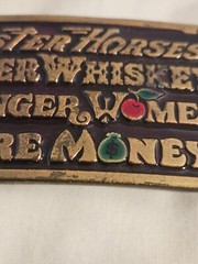 « Faster Horses, Older Whiskey, Younger Women, » Pewter Belt Buckle. 8-1-2302