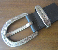 Oversized Artisan Hammered Metal Belt Buckle 2.75&Prime; L x 2.25&Prime; H