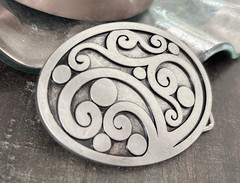 Brutalist Floral Belt Buckle Vintage 70s Abstract Oval Cowboy Accessory