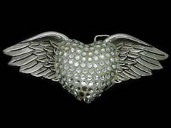 TD07138 REALLY COOL **WINGED CRYSTAL HEART** FASHION SILVERTONE BELT BUCKLE