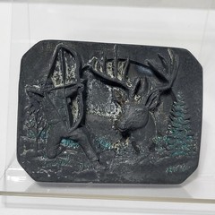 VTG 1990 Bergamot Bowhunter Deer Hunting Belt Buckle Made in USA Pewter Tone *