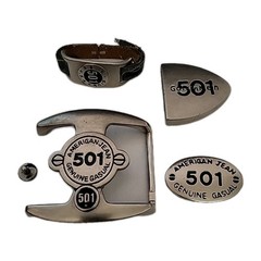 LEVI&rsquo;S AMERICAN 501 JEANS Silver Chrome 4 Pc Belt Buckle. Holder. Metal Insignia