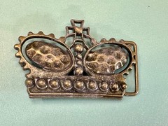 The Royal Crown – Vintage See Through Cutout Studded Belt Buckle