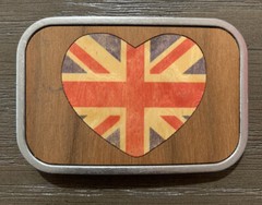 DeadStock Union Jack Flag UK Wood Veneer and Metal Heart Belt Buckle Y2K Unisex