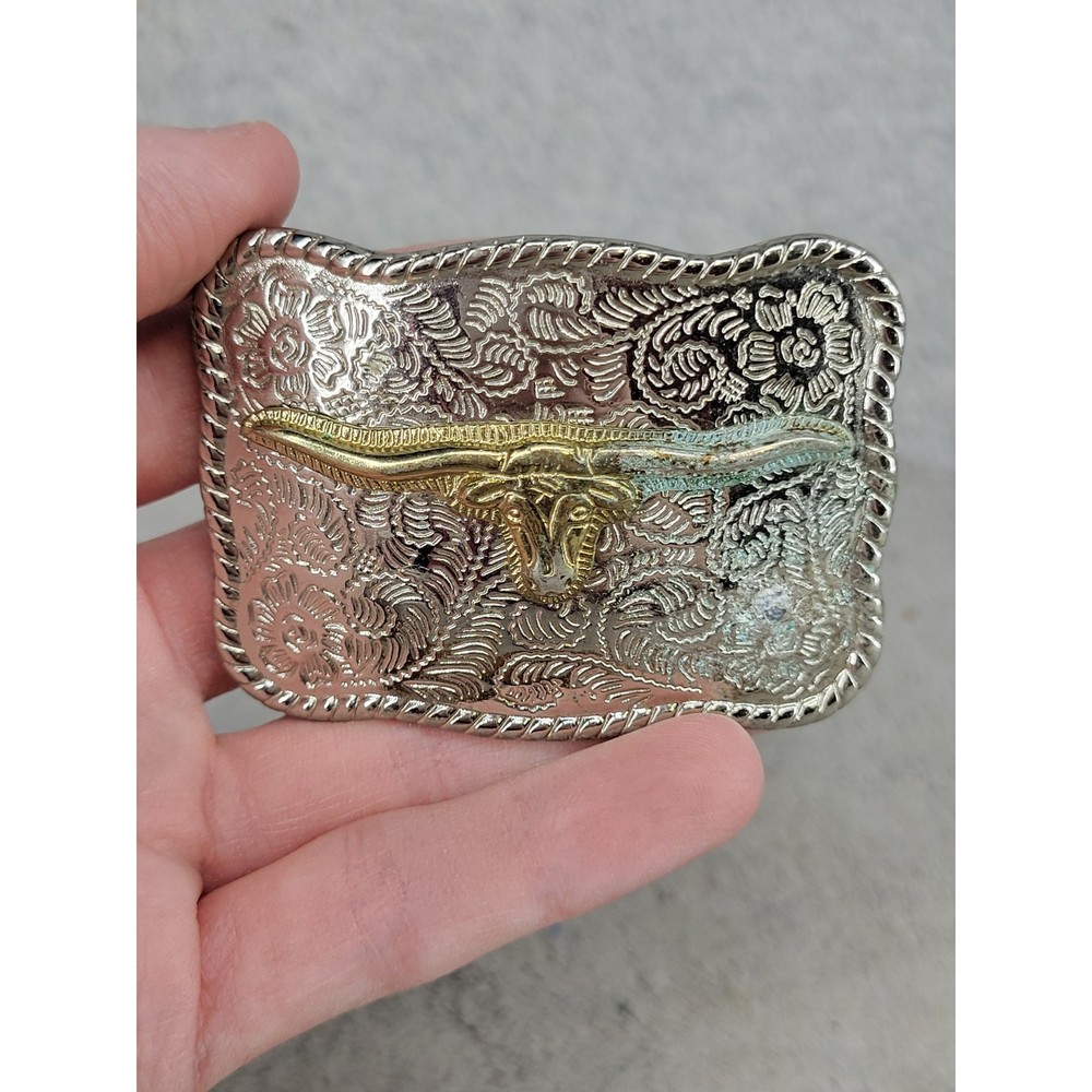 Western Longhorn Bull Belt Buckle Silver Gold Tone Floral Engraved Rope Border