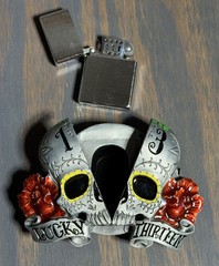 Lucky 13 Apparel Sugar Skull Roses Zippo Lighter Holder Belt Buckle Rare Y2K