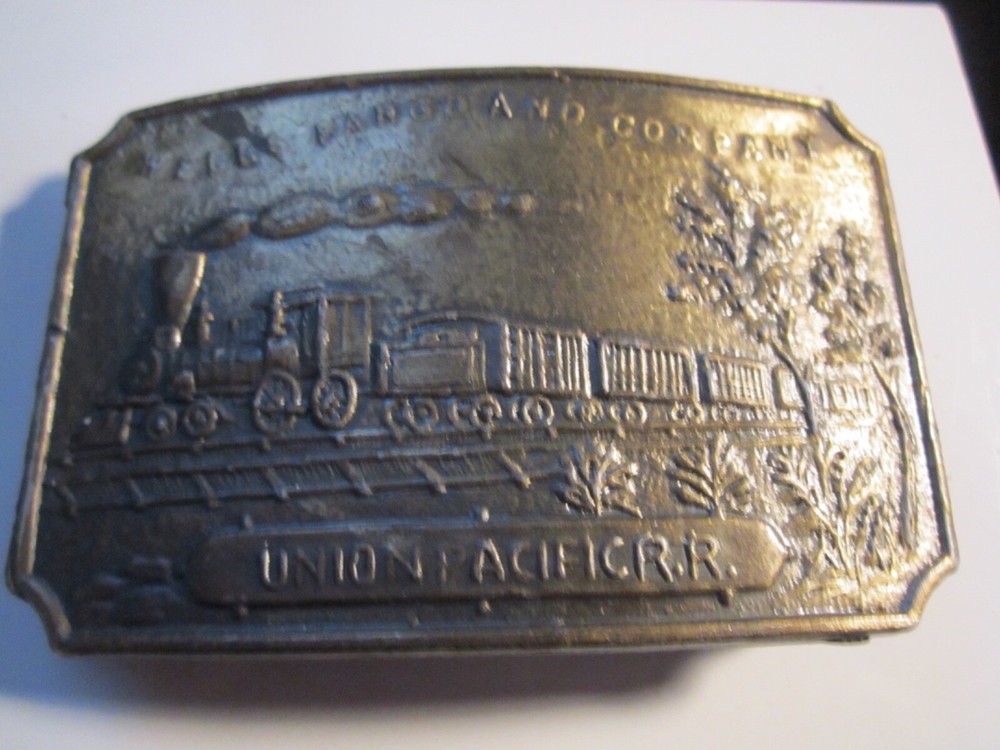 VINTAGE WELLS FARGO AND COMPANY UNION PACIFIC RAILROAD BELT BUCKLE – GW-14