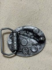PEWTER BELT BUCKLE, « TROUT » 3-D DESIGN, SISKIYOU-BERGAMOT USA