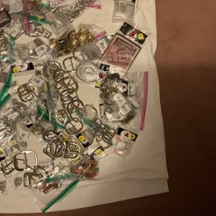 LOT OF 200 ITEMS: BUCKLES/ADDITIONAL ITEMS- VARIOUS STYLES AND DESIGNS – BOX 2