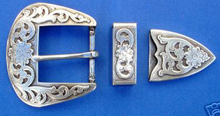 Western Cowboy/Cowgirl Rodeo Decor Engraved Antique Silver Buckle