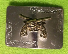 Vtg ~ Belt Buckle ~ 2 Crossed Guns ~ Silver Tone ~ Made In USA