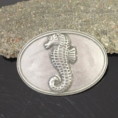 Oval Seahorse Metal Belt Buckle – Maritime Design for Interchangeable Belts