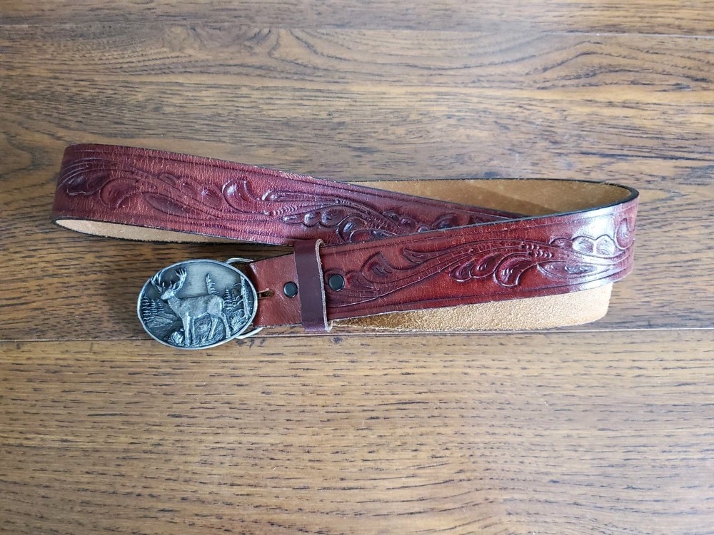 Siskiyou Pewter Deer Buckle Schmidt Leather Belt USA Wildlife Hunting Rustic 42&Prime;