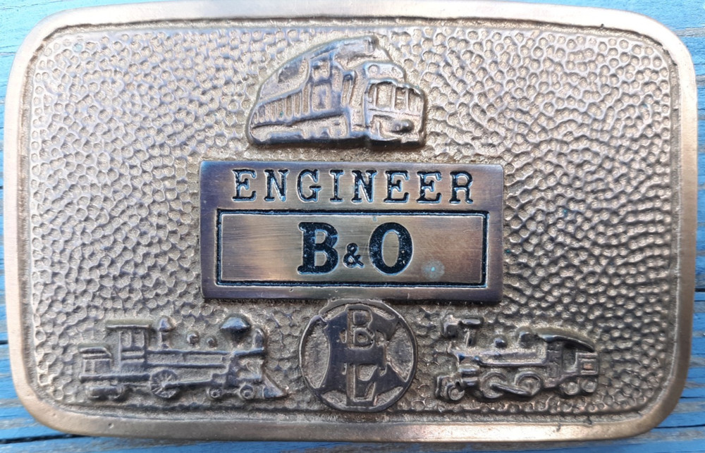 vintage belt Engineer B & O Baltimore & Ohio Railroad 4&Prime; long brass
