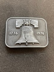 VINTAGE BICENTENNIAL BELT BUCKLE LIBERTY BELL AMERICAN PRIDE BUCKLE VINTAGE