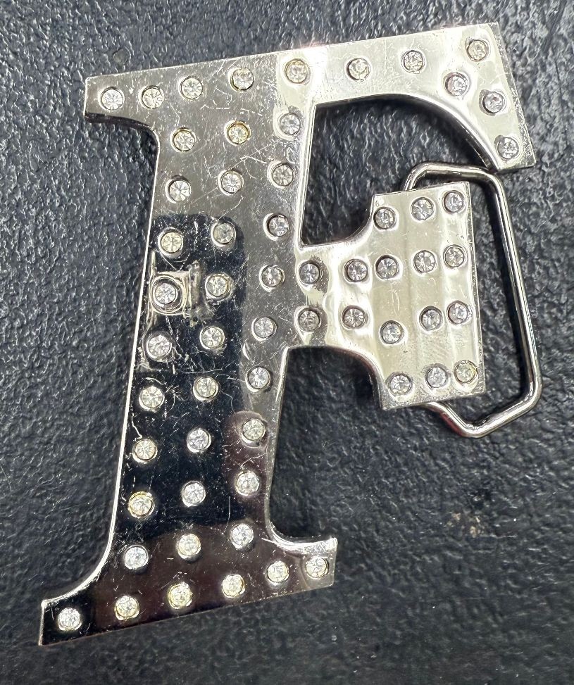 Large “F” Belt Buckle – Bold & Classic Statement Piece!