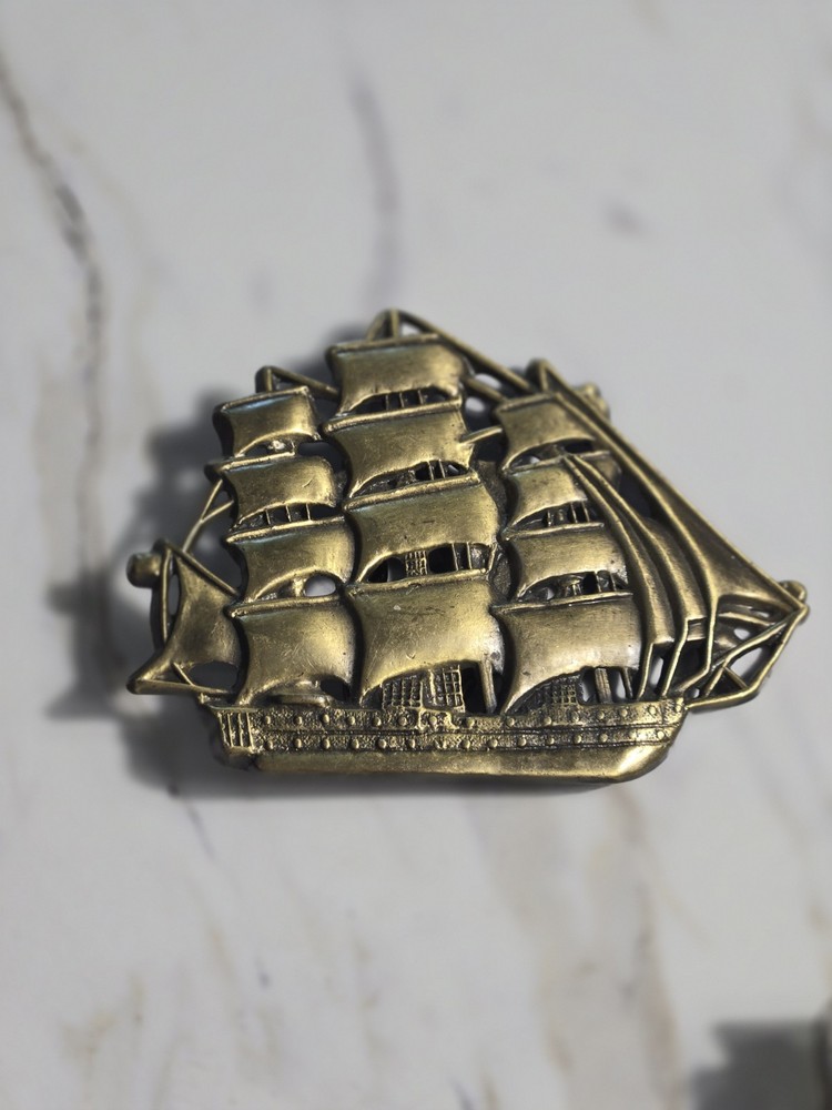 vintage 1970s belt buckle TALL SHIP sailing boat CLIPPER western BRASS cowboy
