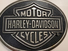 Harley-Davidson buckle w/ Bar&Shield.Antique nickel .Leather patch.#HDMBU10069.