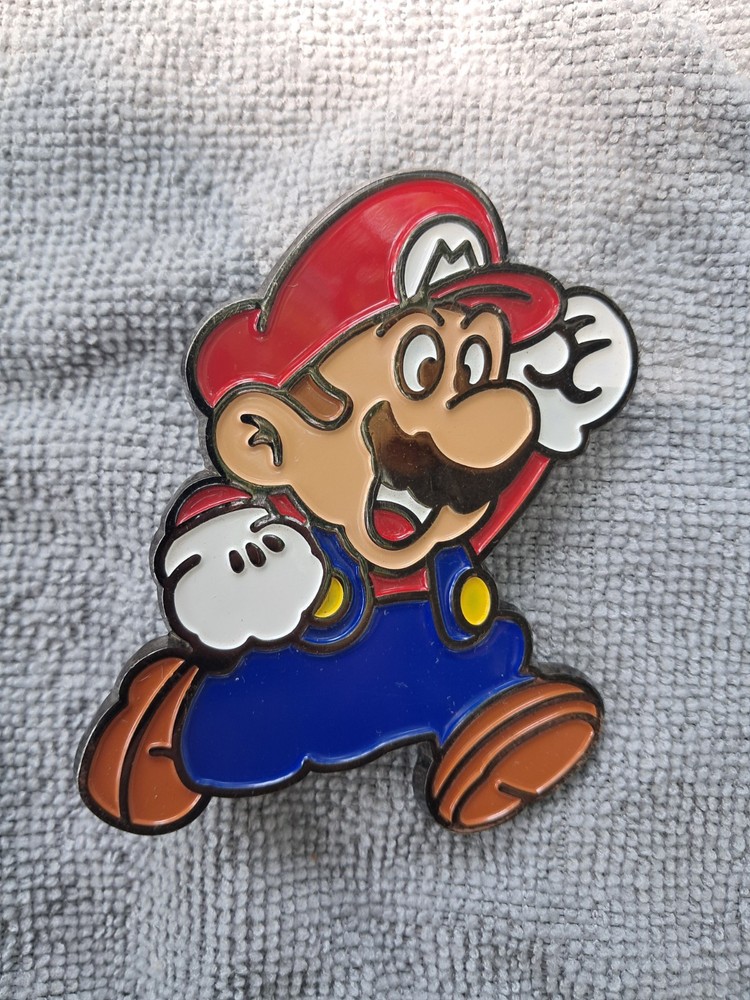 2010 Nintendo Super Mario Belt Buckle