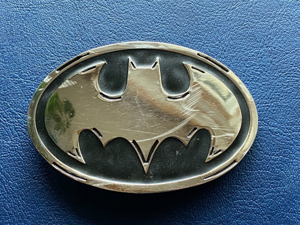 Batman Belt Buckle Metal – Black and Silver Logo – Zinc 3.5&Prime; DC Comics