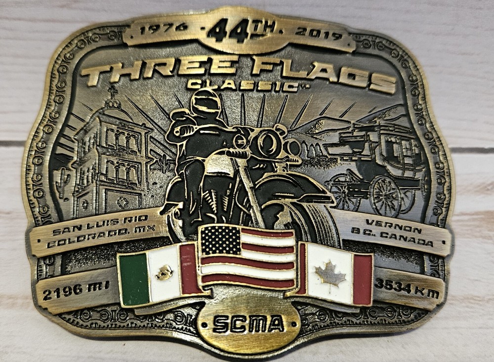 THREE 3 FLAGS CLASSIC MEXICO USA REGINA CANADA BELT BUCKLE 2019 NIP