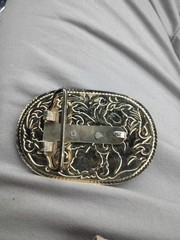 Pistol Guns on OVAL Belt Buckle Gold Metal Western Revolver 3.5” Long, 2.5 Wide