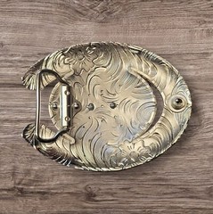 Cowboy Belt Buckle – Long Horn Bull Head 4 1/8&Prime;x 3 1/4&Prime; Silver Tone/Black/Gold