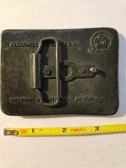 VINTAGE 1976 **BICENTENNIAL WAGON TRAIN** COMMEMORATIVE BELT BUCKLE