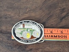 VINTAGE JOHN DEERE « NOTHING RUNS LIKE A DEERE! » METAL BELT BUCKLE