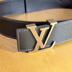 Louis Vuitton Pre-Owned Belt Suntulle Initial Utah Leather