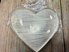 Beautiful Heart Shaped Textured Silver Color Ladies Soaked Project Belt Buckle