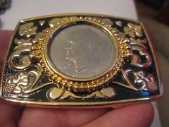 1972 SILVER DOLLAR BELT BUCKLE – GOLD TONE ACCENT – GW-15