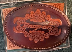 Snap-on Logo Western Oval Leather Men&rsquo;s Belt Buckle Brown Fits 1.5 in Belt