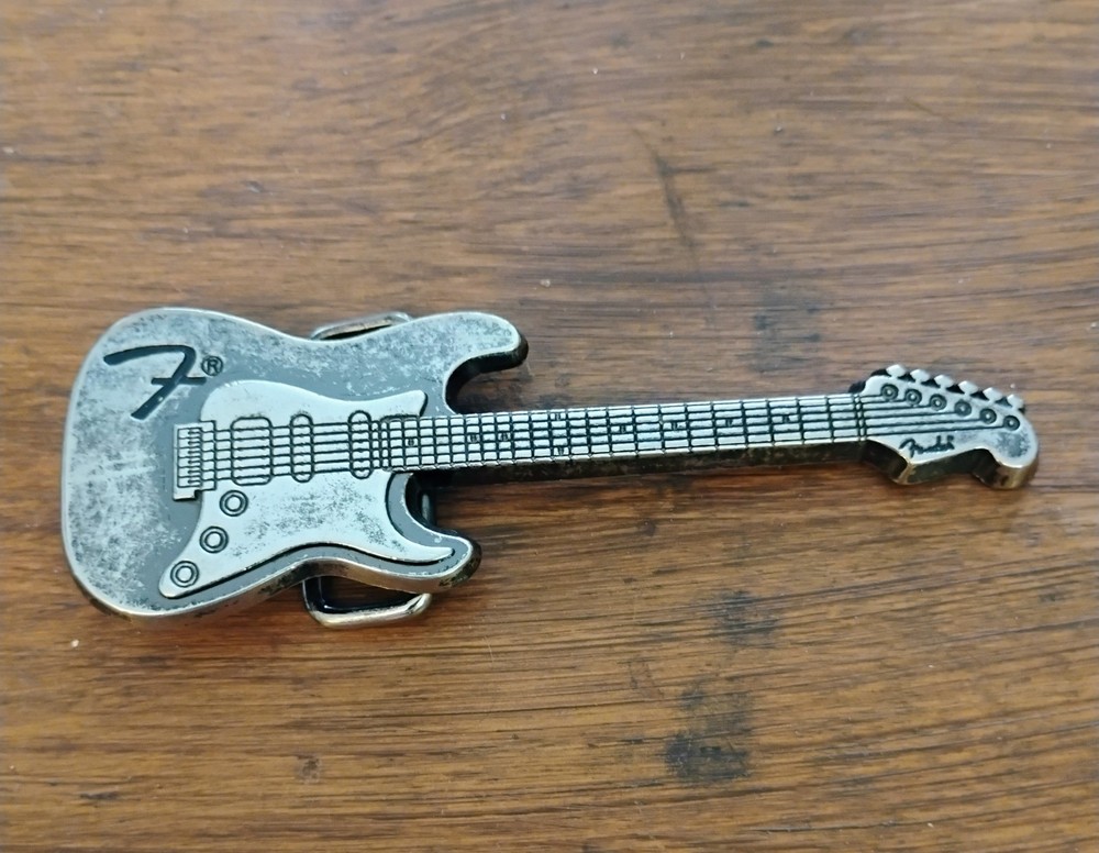 Fender Stratocaster Guitar Belt Buckle Gun Metal Grey 5&Prime;
