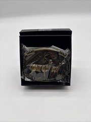 Belt Buckle Bronze Deer Hunter USA Flag Background Western 4&Prime; New
