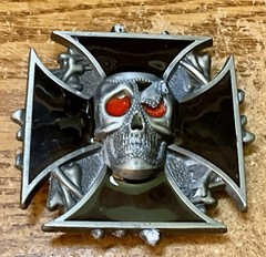 Metal Belt Buckle – Skull Biker Cross Bones Zipperhead