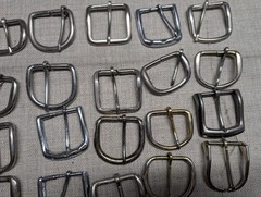 vintage 30 PC LOT western BELT BUCKLES chrome COWBOY rodeo 1.5&Prime; metal steel