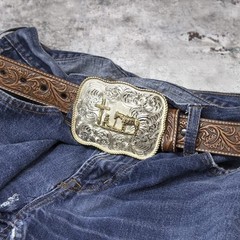 Montana Silversmiths Men&rsquo;s Cowboy And Crosses Buckle