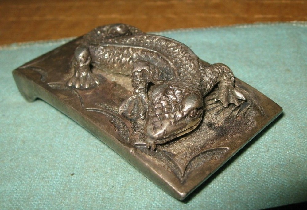 Cast Lizard Sancrest Belt Buckle for 1 1/2&Prime; wide belt