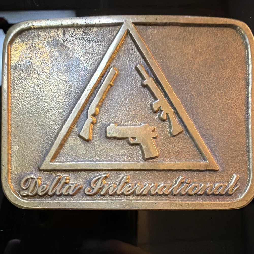 Vintage – Delta International – Belt Buckle 2in Tactical Firearms Collectible