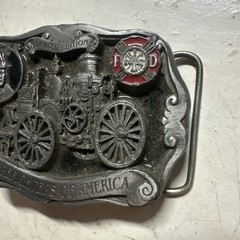 FIREFIGHTERS OF AMERICA 113 Limited Edition Belt Buckle USA Pewter Fire Engine