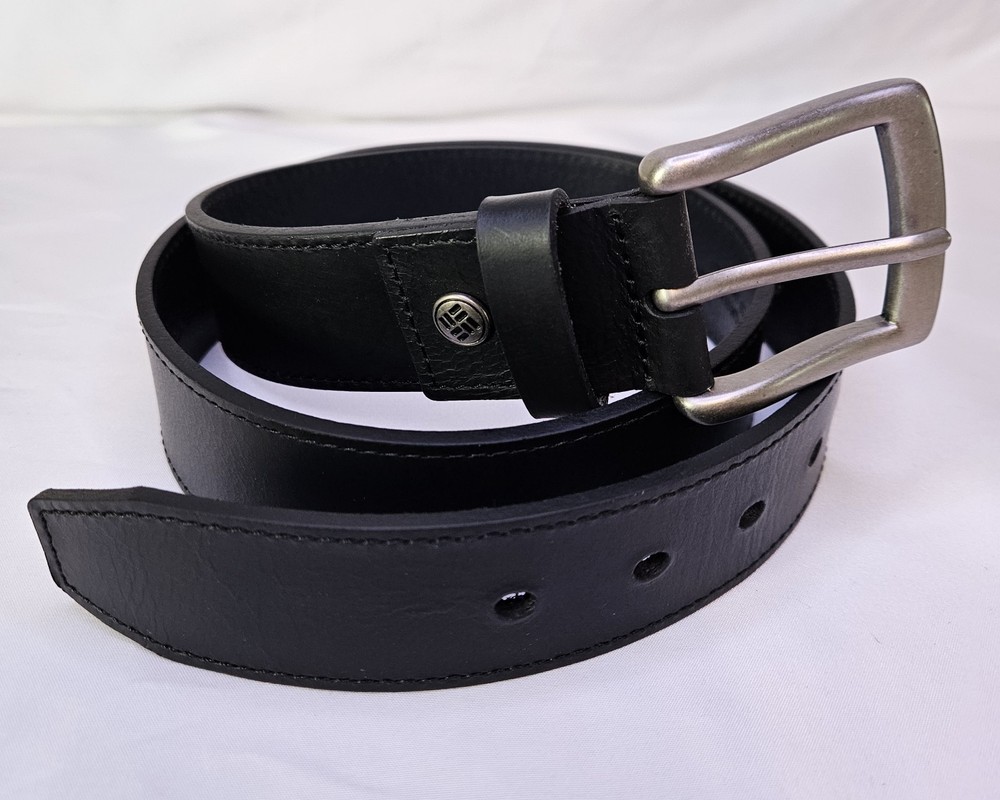 Columbia Mens Black Leather Belt Size 32&Prime;-34&Prime; Sliver Tone Buckle Casual Everyday
