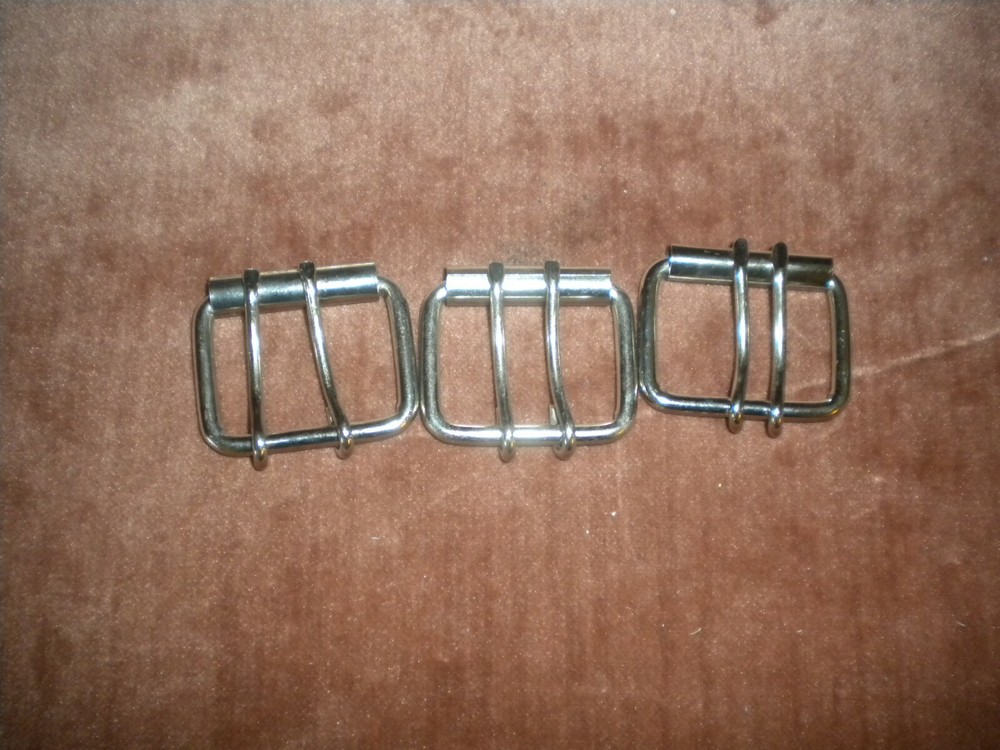 LOTS OF 3 SILVER COLOR REGULAR BUCKLE FOR 1 1/2 IN WIDE BELT FOR 2 HOLES BELT