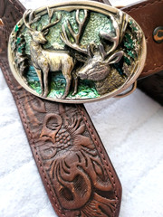 THE GREAT AMERICAN BUCKLE CO two deer BUCKLE and LEATHER BELT size 40