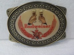 2010 Limited Edition Budweiser Beer « CHEERS » Belt Buckle Fits up to 1.5&Prime; Belt