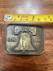 Vtg United States Liberty Bell Belt Buckle 1776-1976
