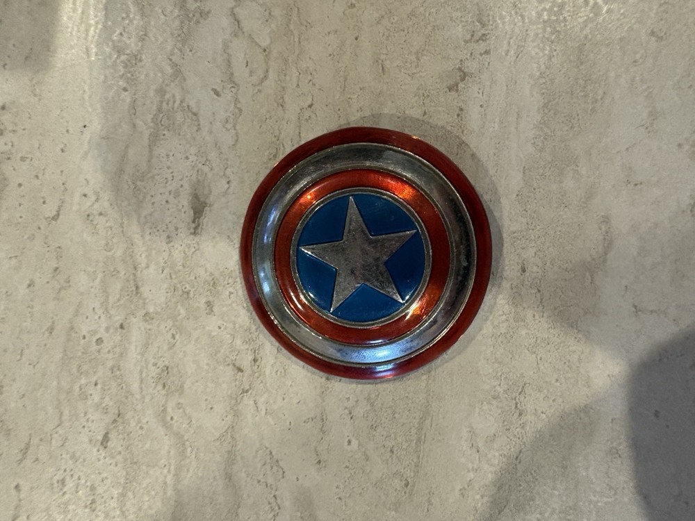 Captain America Shield Avengers Superhero Metal and Enamel Belt Buckle