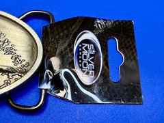 Surfing Surfers Crashing Ocean Wave NOS Silver Moon 2005 Mens Belt Buckle